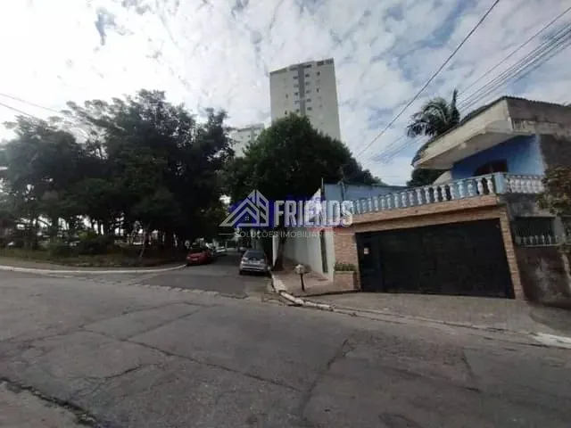 Casa com 400m² 1 quarto e 2 banheiros, para alugar, no bairro Vila Londrina em São Paulo
