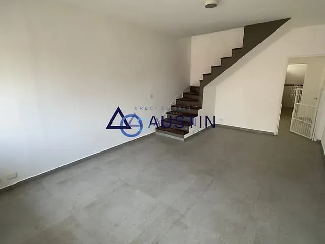 Casa com 140m² 3 quartos e 4 banheiros, para alugar, no bairro Vila Madalena em São Paulo