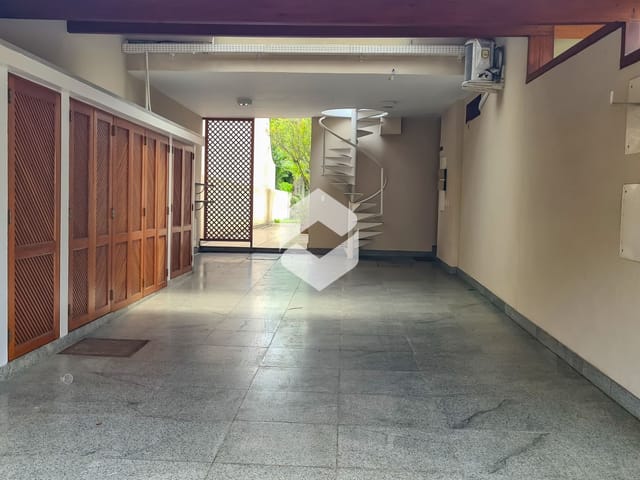 Casa com 600m² 5 quartos e 8 banheiros, à venda, no bairro Barra da Tijuca em Rio de Janeiro