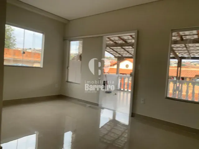 Casa 3 quartos e 1 banheiro, à venda, no bairro Vale do Jatobá em Belo Horizonte