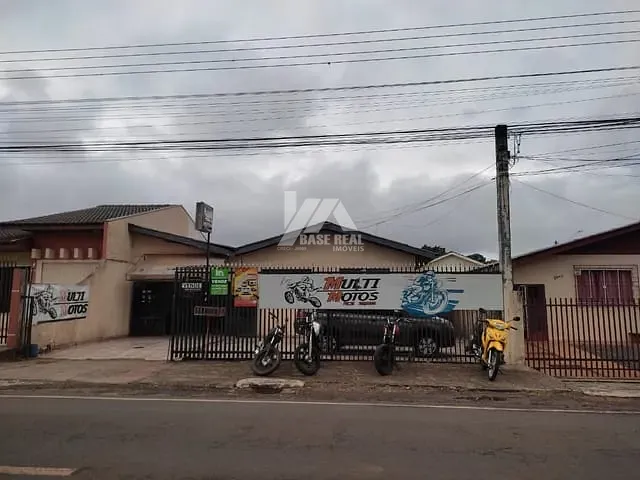 Casa com 355m² 3 quartos e 2 banheiros, à venda, no bairro Dos Estados em Guarapuava