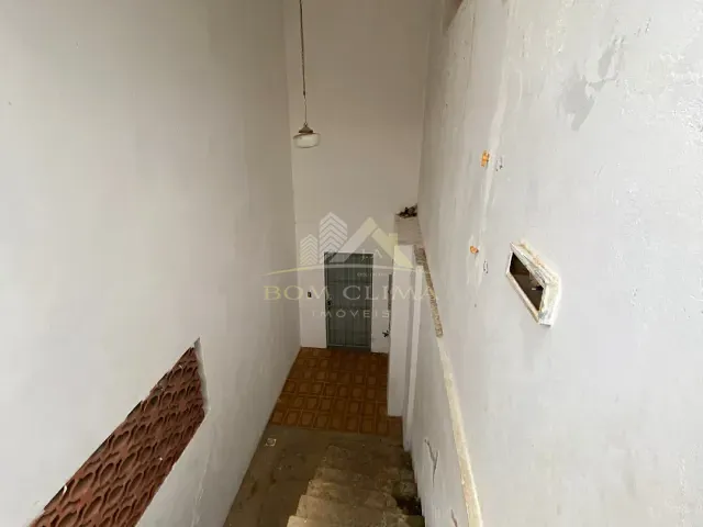 Casa com 70m² 2 quartos e 1 banheiro, para alugar, no bairro Grajaú em Juiz de Fora