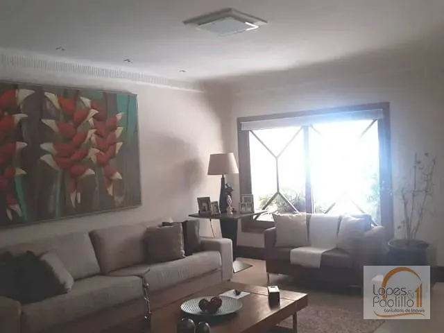 Casa com 2600m² 5 quartos e 7 banheiros, à venda, no bairro Jardim Flamboyant em Atibaia