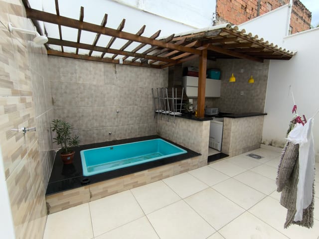 Casa 3 quartos e 3 banheiros, à venda, no bairro Grã-Duquesa em Governador Valadares
