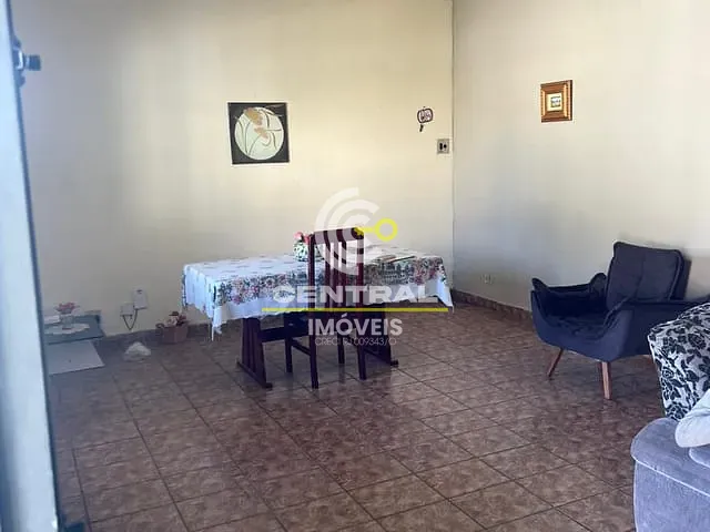 Casa com 400m² 3 quartos e 2 banheiros, à venda, no bairro Nancilândia em Itaboraí