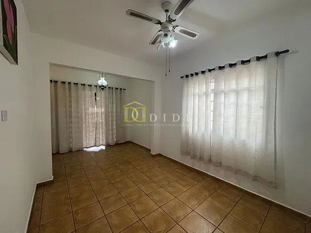Casa 3 quartos e 1 banheiro, à venda, no bairro Centro em Porto Feliz