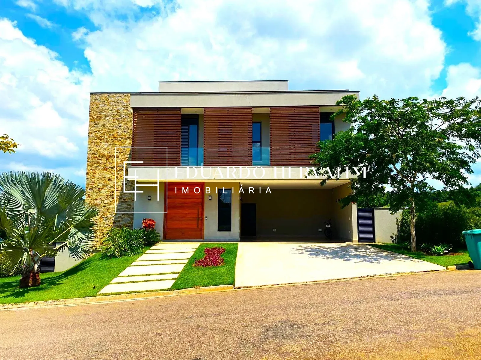 Casa, 5 quartos, 619 m² - Foto 1