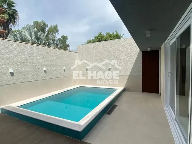 Casa com 502m² 3 quartos e 4 banheiros, à venda, no bairro Parque Universitário em Cuiabá