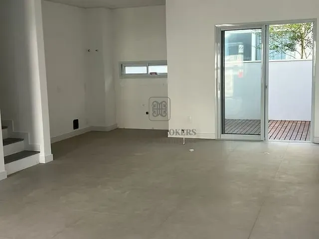 Casa 4 quartos e 5 banheiros, à venda, no bairro Jurerê Internacional em Florianópolis