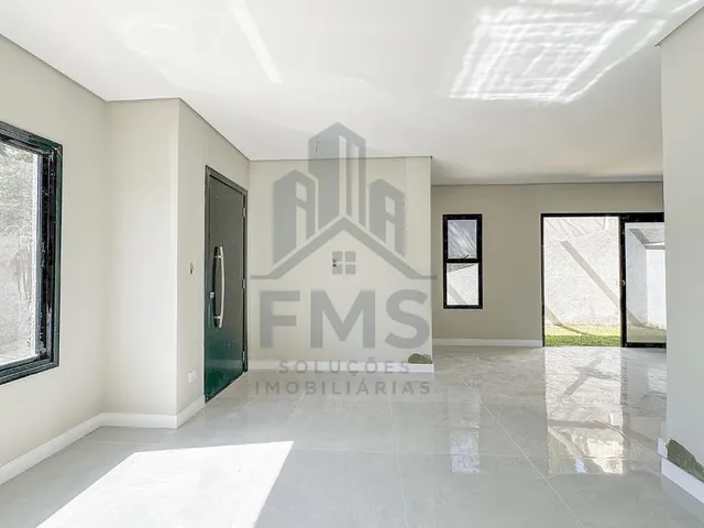 Casa com 179m² 3 quartos e 3 banheiros, à venda, no bairro Seminário em Curitiba