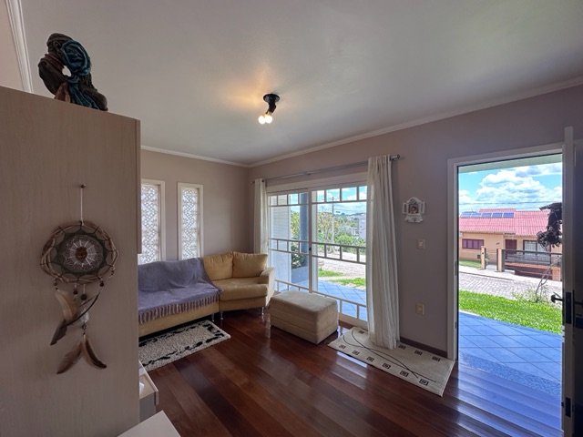 Casa 3 quartos e 3 banheiros, à venda, no bairro Sagrada Família em Nova Prata