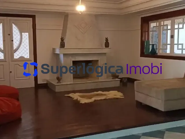 Casa 1 quarto e 1 banheiro, à venda, no bairro Bancários em Londrina