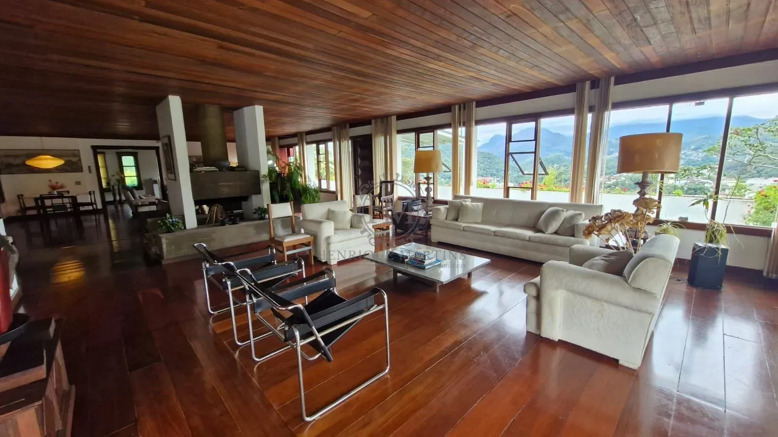 Casa, 5 quartos, 840 m² - Foto 1