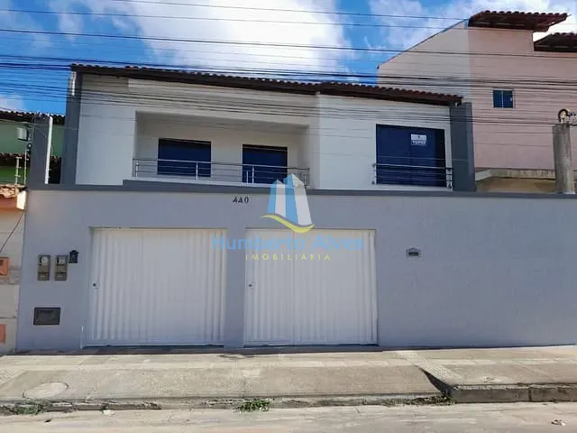 Casa com 232m² 3 quartos e 1 banheiro, à venda, no bairro Felícia em Vitória da Conquista