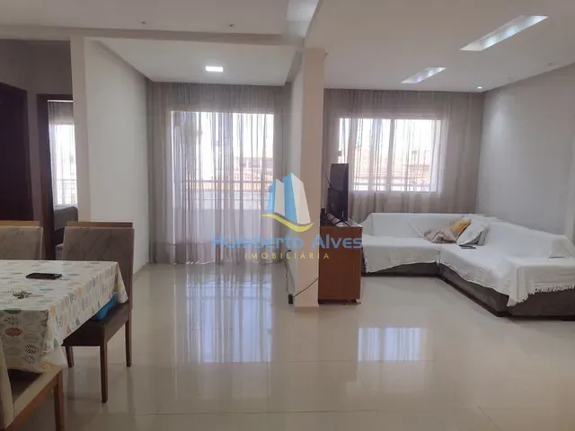 Casa com 232m² 3 quartos e 1 banheiro, à venda, no bairro Felícia em Vitória da Conquista