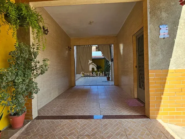 Casa 5 quartos e 5 banheiros, à venda, no bairro Tomazinho em São João de Meriti