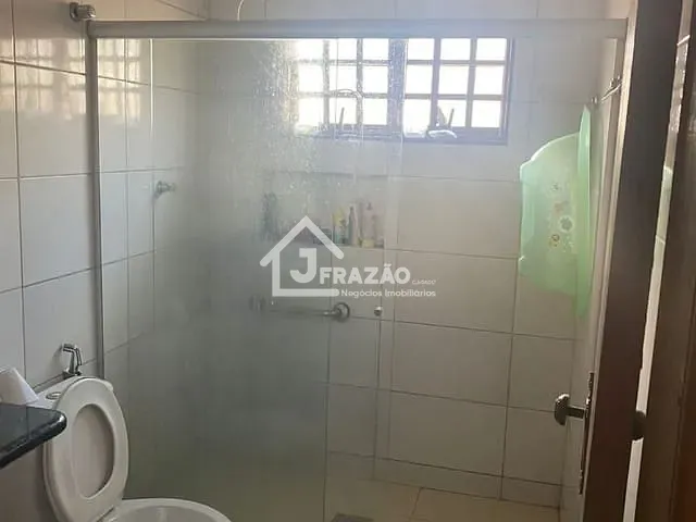 Casa com 410m² 3 quartos e 2 banheiros, à venda, no bairro Jardim Novo Mundo em Goiânia