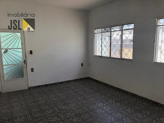 Casa com 563m² 5 quartos e 1 banheiro, à venda ou para alugar, no bairro Parque Residencial Maria Elmira em Caçapava
