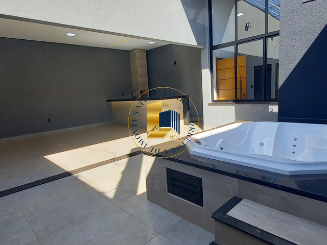 Casa com 180m² 3 quartos e 2 banheiros, à venda, no bairro Esplanada Primo Meneghetti II/ Jardim Piratininga/ Jardim Botanico em Franca