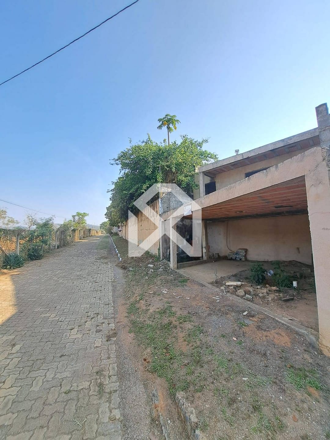 Casa à venda com 3 quartos, 205m² - Foto 3