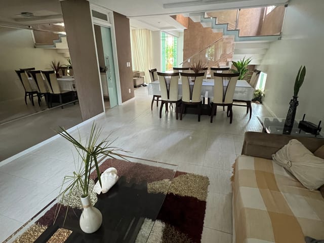 Casa 4 quartos e 6 banheiros, à venda, no bairro Aruana em Aracaju