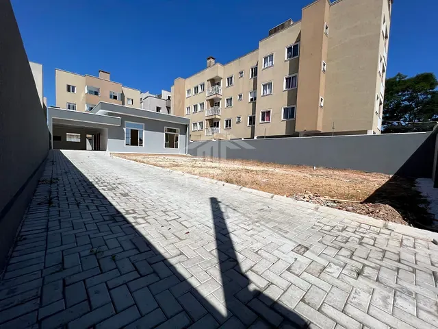 Casa com 522m² 3 quartos e 2 banheiros, à venda, no bairro Pedro Moro em São José dos Pinhais
