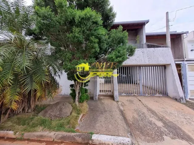 Casa com 250m² 3 quartos e 1 banheiro, à venda, no bairro Parque Jambeiro em Campinas