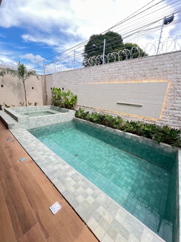 Casa com 377m² 4 quartos e 1 banheiro, à venda, no bairro Jardim Europa em Goiânia