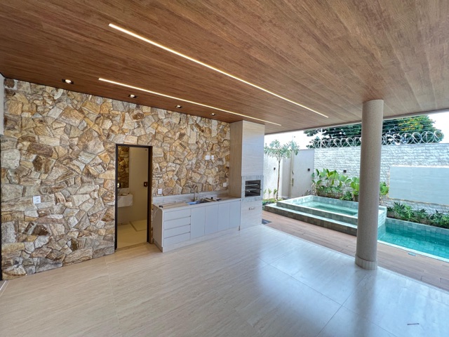Casa com 377m² 4 quartos e 1 banheiro, à venda, no bairro Jardim Europa em Goiânia