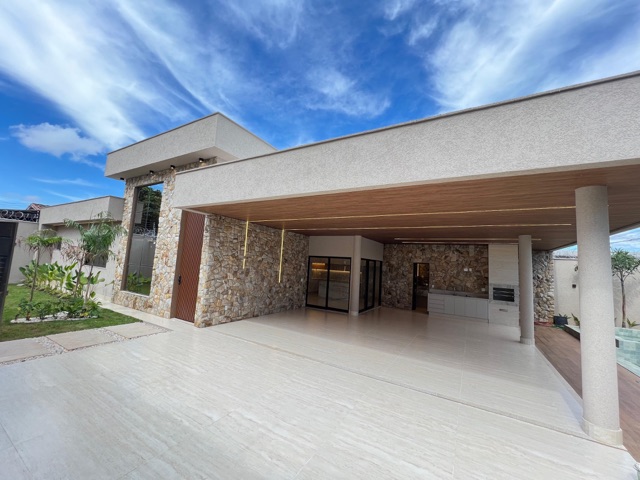 Casa com 377m² 4 quartos e 1 banheiro, à venda, no bairro Jardim Europa em Goiânia