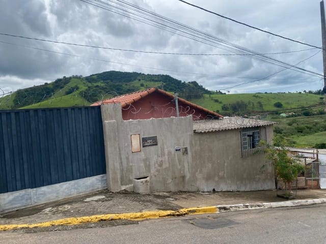 Foto do Casa - Casa à venda no Loteamento Canaã, Bairro Rebourgeon em Itajubá - MG | MOHALLEM e LOPES CORRETAGEM E ADMINISTRACAO DE IMOVEIS LTDA