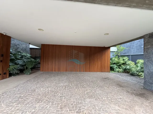 Casa com 868m² 3 quartos e 3 banheiros, à venda, no bairro Esperança em Londrina