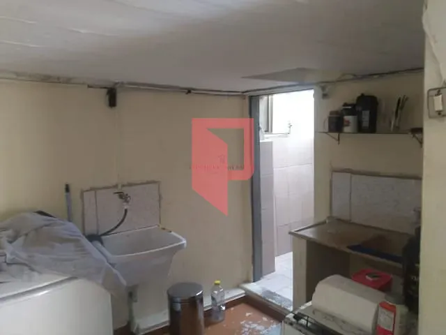 Casa 2 quartos e 1 banheiro, à venda, no bairro Caiçara em Belo Horizonte