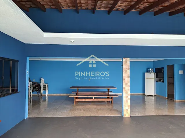 Casa com 250m² 1 quarto e 1 banheiro, à venda, no bairro Jardim Europa em Cambé