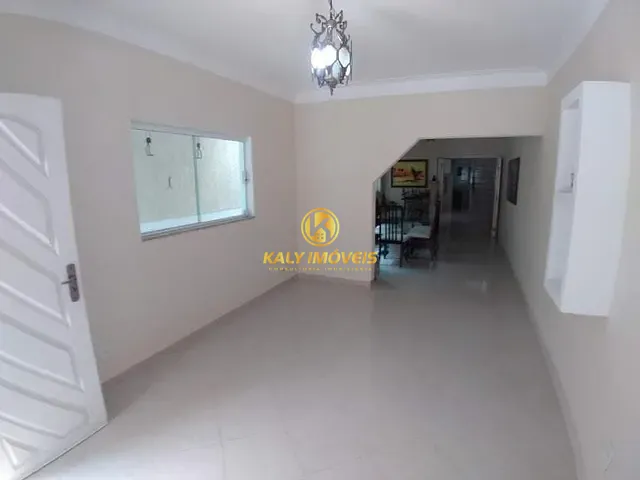 Casa 3 quartos e 4 banheiros, à venda, no bairro Fundação em São Caetano do Sul