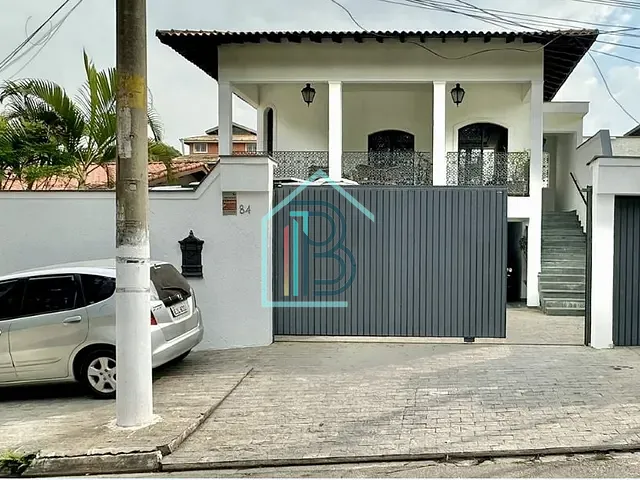 Casa com 444m² 4 quartos e 2 banheiros, à venda, no bairro Horizontal Park em Cotia