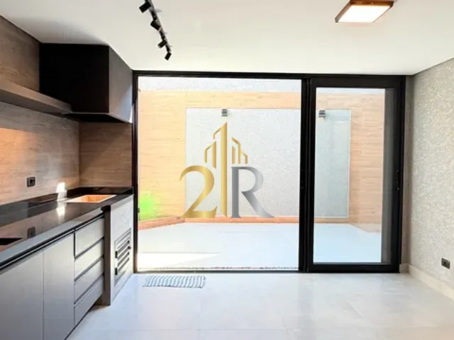 Casa 3 quartos e 4 banheiros, à venda, no bairro Brooklin Paulista em São Paulo