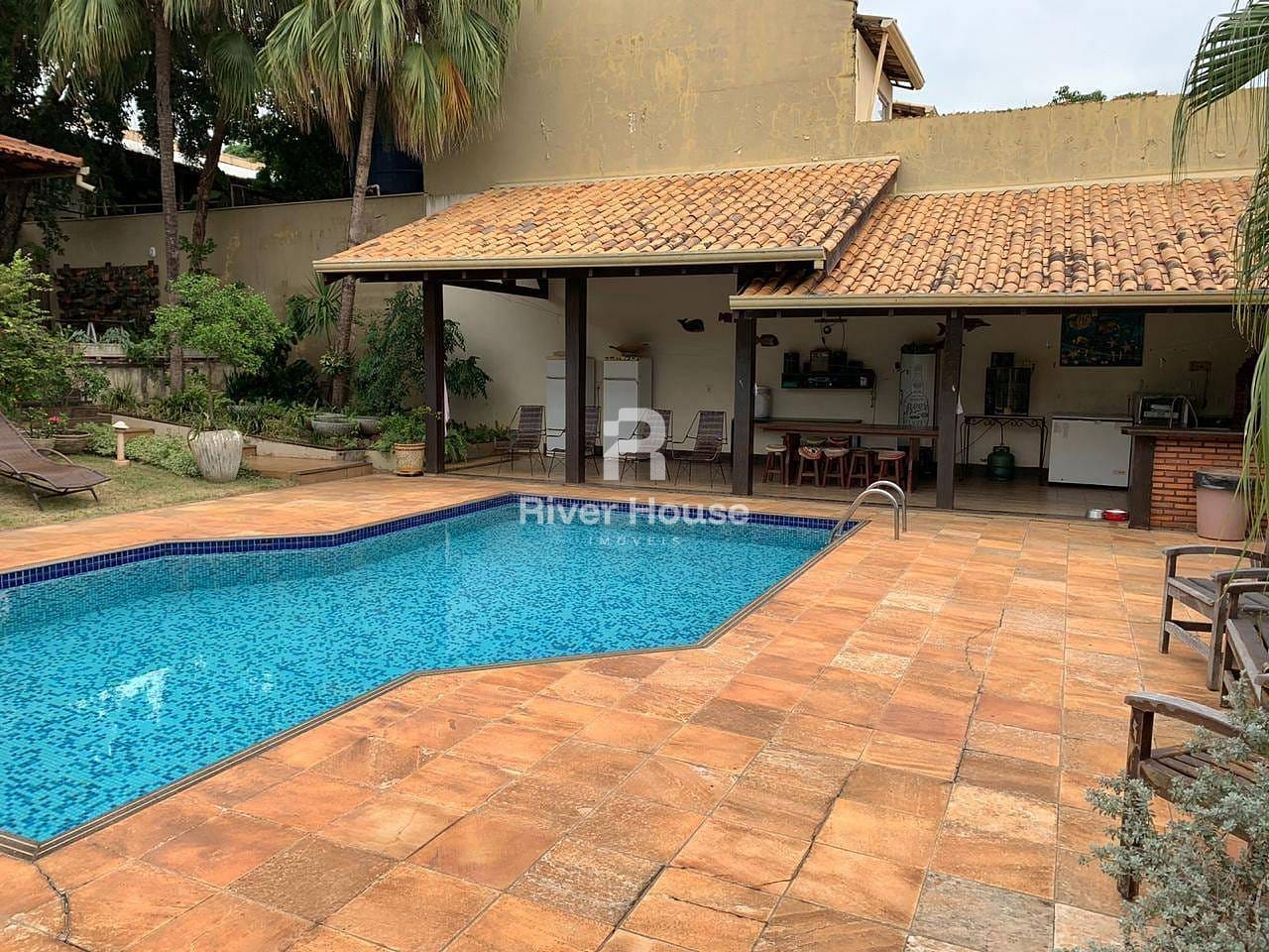 Casa, 5 quartos, 1343 m² - Foto 4