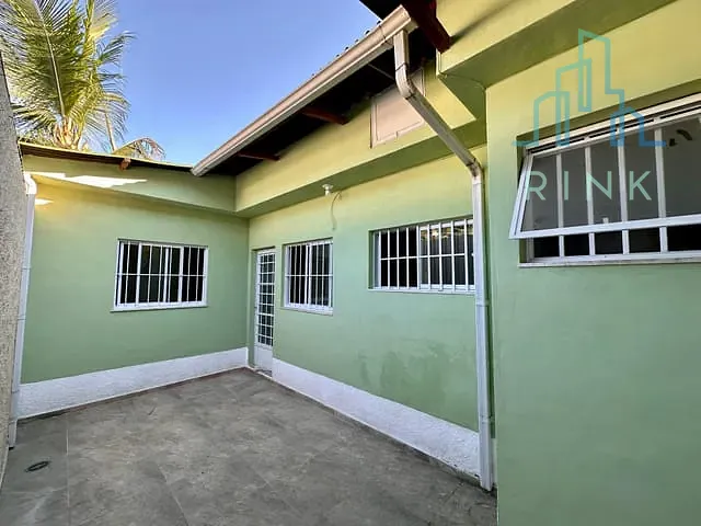 Casa 2 quartos e 2 banheiros, para alugar, no bairro São Lourenço em Niterói