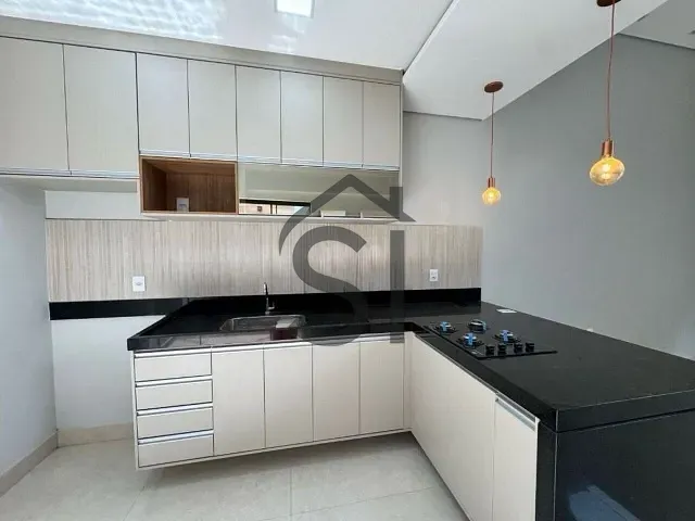 Casa com 129m² 3 quartos e 2 banheiros, à venda, no bairro Vila Pântano II em Santa Bárbara D'Oeste