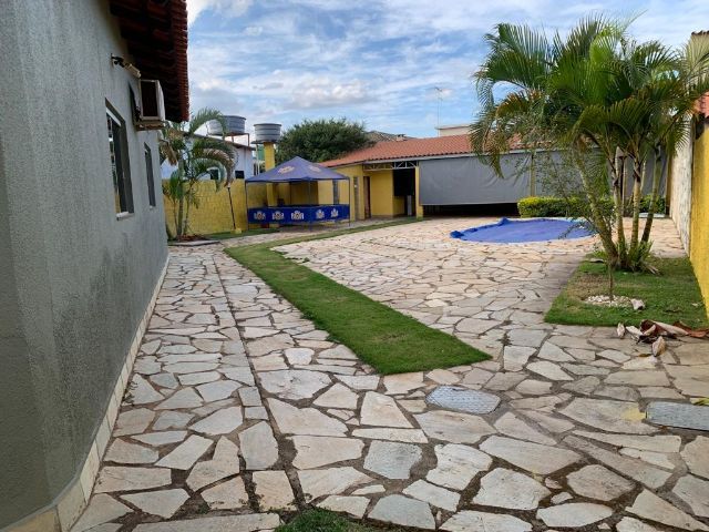 Casa com 800m² 4 quartos e 3 banheiros, à venda ou para alugar, no bairro Ponte Alta Norte (Gama) em Brasília