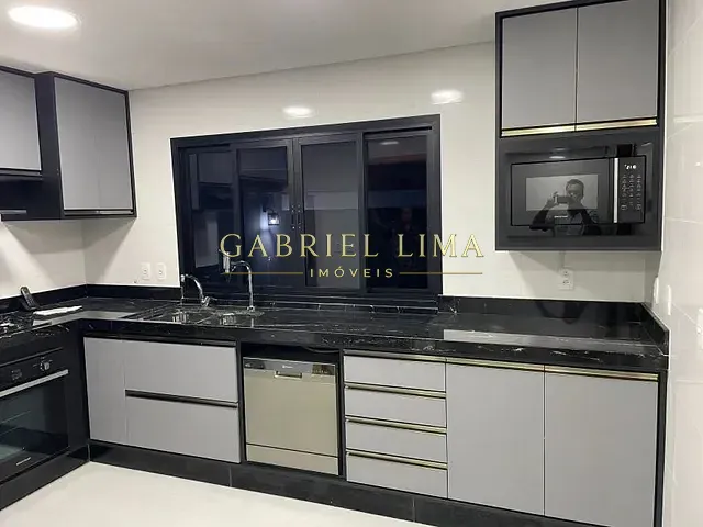 Casa com 303m² 3 quartos e 5 banheiros, à venda, no bairro Portal do Paraíso I em Jundiaí