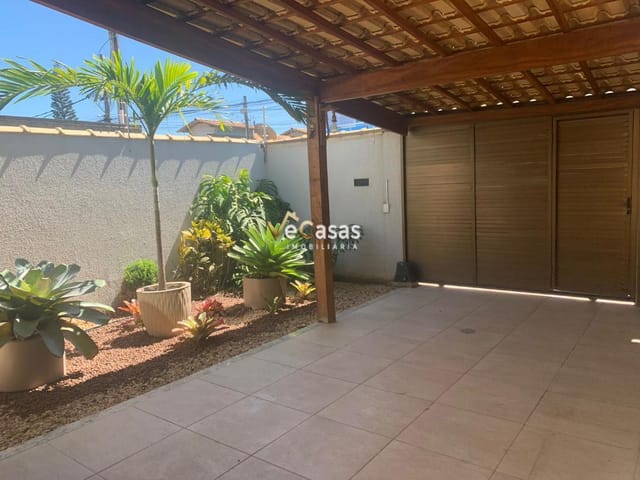 Casa com 300m² 3 quartos e 3 banheiros, à venda, no bairro Jardim Bela Vista em Rio das Ostras