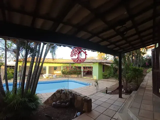 Casa com 1200m² 5 quartos e 6 banheiros, para alugar, no bairro Condados da Lagoa em Lagoa Santa