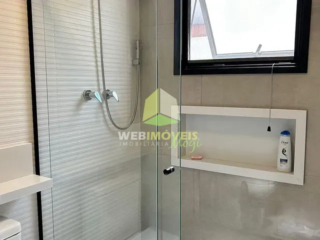 Casa com 252m² 3 quartos e 5 banheiros, à venda, no bairro Fazenda Rodeio em Mogi das Cruzes