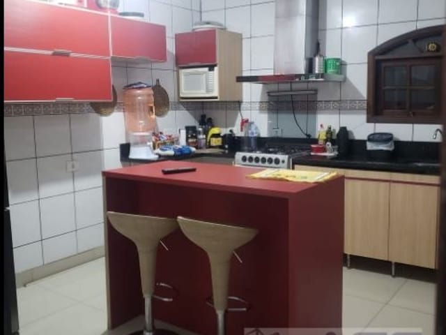 Casa com 340m², à venda, no bairro Conceição em Diadema