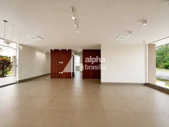 Casa 4 quartos e 8 banheiros, à venda, no bairro Setor de Habitações Individuais Norte em Brasília