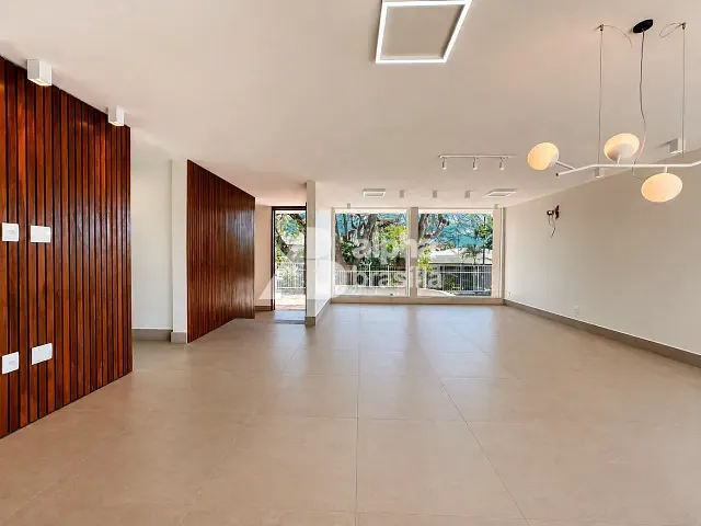 Casa 4 quartos e 8 banheiros, à venda, no bairro Setor de Habitações Individuais Norte em Brasília