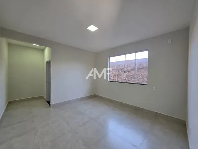 Casa 2 quartos e 2 banheiros, à venda, no bairro 26 de setembro em Brasília