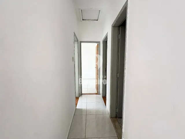 Casa 3 quartos e 2 banheiros, para alugar, no bairro Tirol em Belo Horizonte